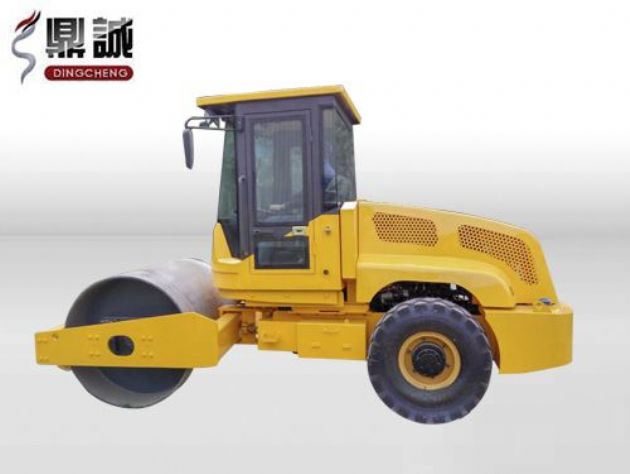 點(diǎn)擊查看詳細(xì)信息<br>標(biāo)題：6噸單鋼輪振動(dòng)壓路機(jī) 閱讀次數(shù)：12101