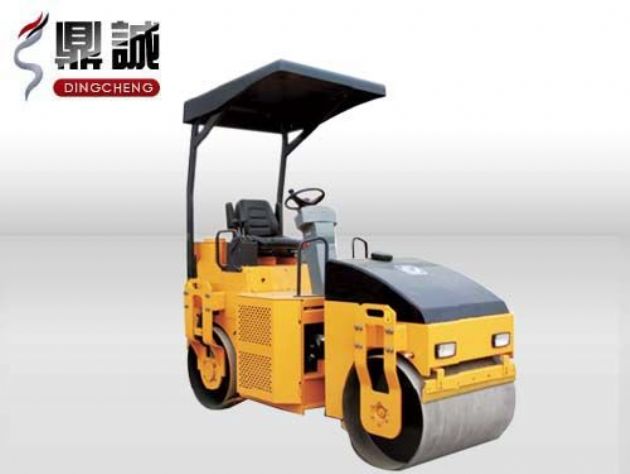 點(diǎn)擊查看詳細(xì)信息<br>標(biāo)題：3噸全液壓雙鋼輪壓路機(jī) 閱讀次數(shù)：12137